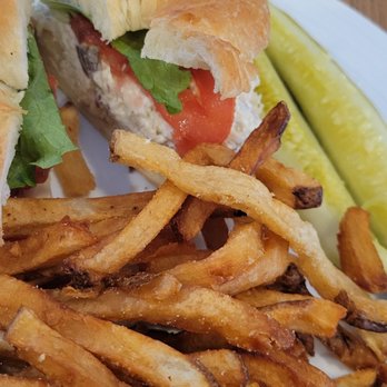 Rams Head Roadhouse - Chicken salad sandwich - American Near Me - Annapolis, Maryland