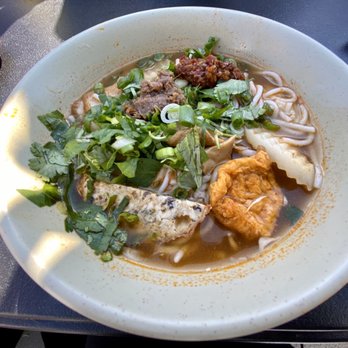 Chua Phat To - Bun Hue - Buddhist Temples Near Me - Long Beach, California