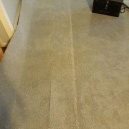 see flaw in carpet running length next to the seem see flaw in carpet running length next to the seem