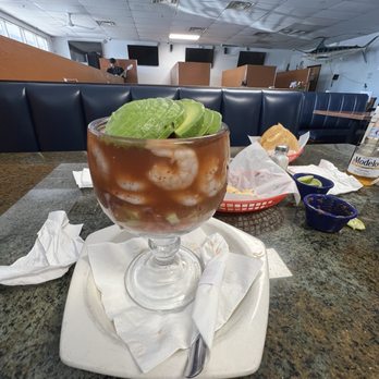 Mariscos Vuelve a La Vida - Coctel de Camaron - Mexican Near Me - Glendale, Arizona