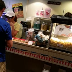 Laurie's Lil' Popcorn Shoppe - For their first day, they're doing a great job!