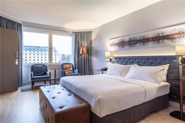 Hilton Helsinki Strand by null