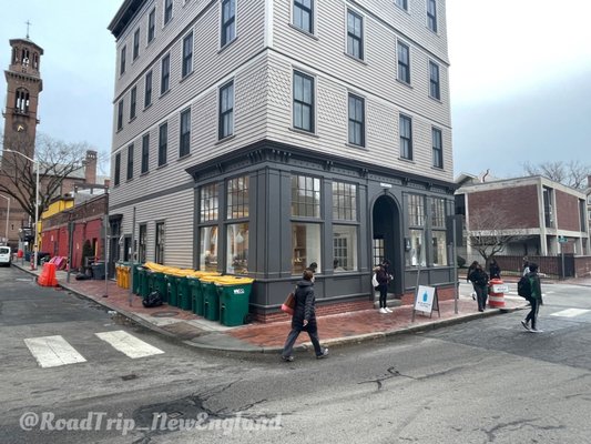 Blue Bottle Coffee by null