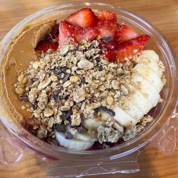 Muvel - Açaí with granola, peanut butter, bananas, strawberries and cacao nibs - Coffee & Tea Near Me - Chagrin Falls, Ohio Muvel - Açaí with granola, peanut butter, bananas, strawberries and cacao nibs - Coffee & Tea Near Me - Chagrin Falls, Ohio