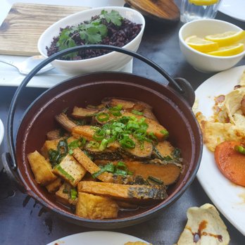 Au Lac - Claypot Fish - Vegan Near Me - Los Angeles, California