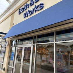 Bath & Body Works