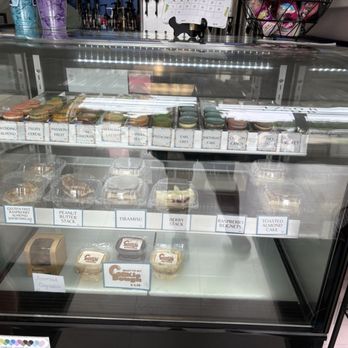MI Boba - Macrons from New York! And other sweet treats. - Bubble Tea Near Me - Kalamazoo, Michigan