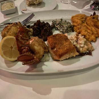 Steak 48 - Crab cakes, lobster, corn, spinach, sweet potatoes, asparagus, mushrooms - Steakhouses Near Me - Houston, Texas