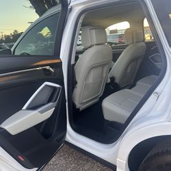 Auto Wholesale - Audi
