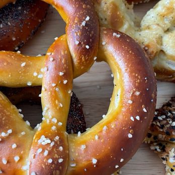 Hey Pretzel - Freshly made - warm and chewy !!! - Desserts Near Me Hey Pretzel - Freshly made - warm and chewy !!! - Desserts Near Me