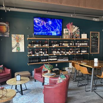 Hop & Vine - Inside (left side) of place very inviting. - Wine Bars Near Me - Davidson, North Carolina