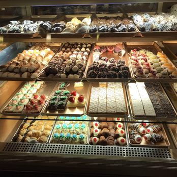 DeLillo Pastry Shop - Desserts what to choose? - Bakeries Near Me - Bronx, New York DeLillo Pastry Shop - Desserts what to choose? - Bakeries Near Me - Bronx, New York
