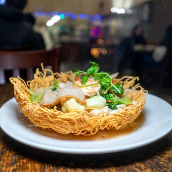 Pho Golden - E4 crispy egg noodle w/seafood $19 - Vietnamese Near Me - San Francisco, California Pho Golden - E4 crispy egg noodle w/seafood $19 - Vietnamese Near Me - San Francisco, California