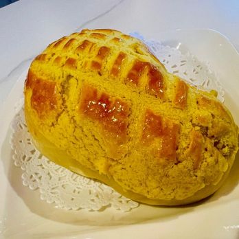 Dim Sum Palace - Sweet Egg Yolk Creamy Bun - Dim Sum Near Me - New York, New York Dim Sum Palace - Sweet Egg Yolk Creamy Bun - Dim Sum Near Me - New York, New York