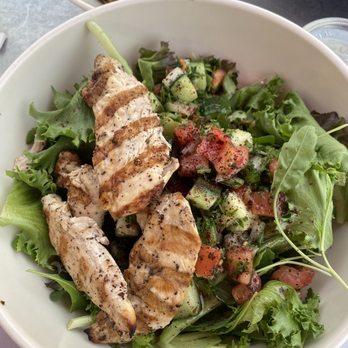 Aladdin's Eatery - Worthington - Mediterranean Near Me - Worthington, Ohio