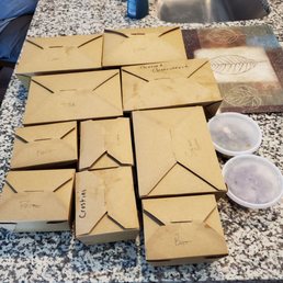 Can't wait to open all these boxes packed so nice, to check out our lunch! Can't wait to open all these boxes packed so nice, to check out our lunch!
