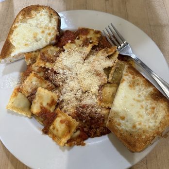 The Ravioli House - Traditional meat with Bolognese sauce - Delis Near Me - San Mateo, California