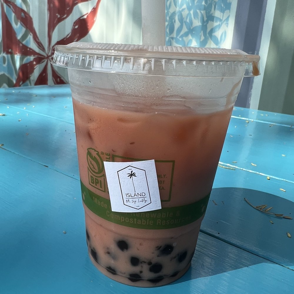 Island Bite Sip Indulge - Strawberry boba milk tea with macadamia milk - Food Trucks Near Me - Kahului, Hawaii Island Bite Sip Indulge - Strawberry boba milk tea with macadamia milk - Food Trucks Near Me - Kahului, Hawaii
