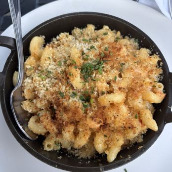 Blinkers Tavern - Baked Lobster Mac & Cheese - Steakhouses Near Me - Covington, Kentucky