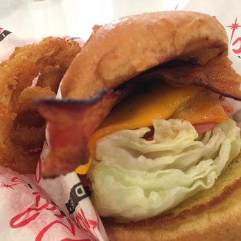 Ruby's Diner - Diners Near Me - Whittier, California
