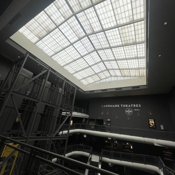 Landmark's Century Centre Cinema - Cinema Near Me - Chicago, Illinois