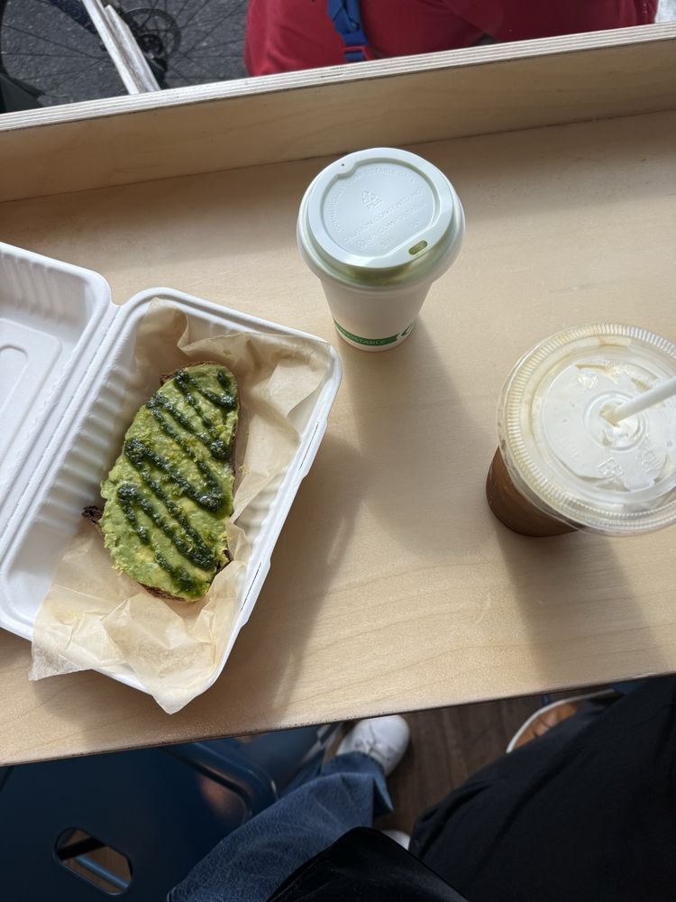 Social spots from Kid Dream Coffee Company