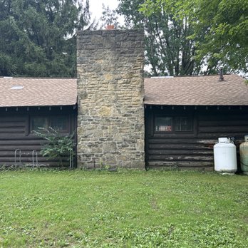Firemen's Park - Log cabin - Parks Near Me - Maple Bluff, Wisconsin