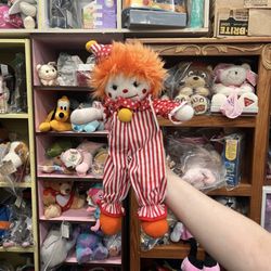 Kay's Antiques - Clown :)