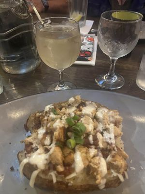 Audrey's Avenue Kitchen & Bar by null