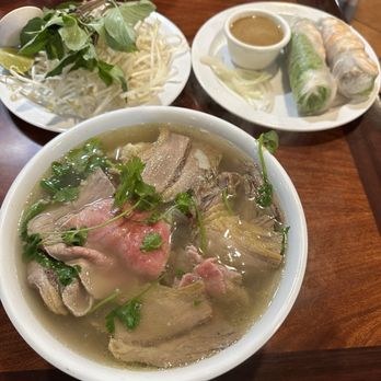 Pho Lucky Noodle House - One thing about Pho Lucky is they put a ton of meat in their bowl of pho  I can't say that about other pho restaurants - Vietnamese Near Me - Stockton, California