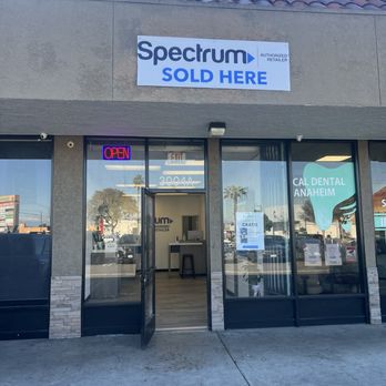 Spectrum - Save money on your home internet and cell phone today spectrum anaheim - Internet Service Providers Near Me - Anaheim, California Spectrum - Save money on your home internet and cell phone today spectrum anaheim - Internet Service Providers Near Me - Anaheim, California