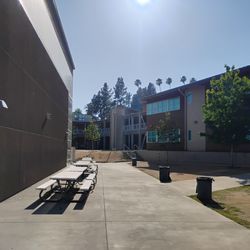 Sierra Madre Middle School
