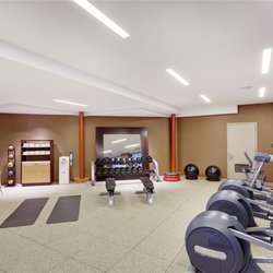 DoubleTree by Hilton Hotel Philadelphia Center City - Health club fitness center gym