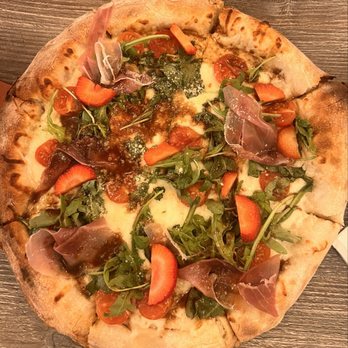 Zoya - Pizza BERRY NiCE TO MEET YOU Prosciutto * Mozzarella * Arugula & Balsamic - Mediterranean Near Me - San Diego, California