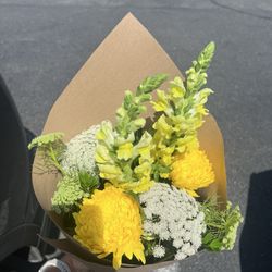 Ever Bloom Fresh Flowers