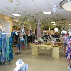 Aphrodite Style - The store is very organized and friendly.