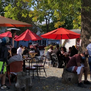 Cafe This Way - Outdoor seating - New American Near Me - Bar Harbor, Maine