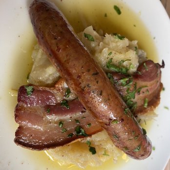 Le Titanic - Stoemp - Brasseries Near Me - Brussels, BRU