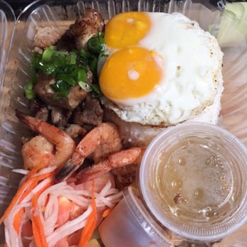 Monster Pho - Monster Combo is monsterously delicious. I ate everything. - Vietnamese Near Me - Oakland, California