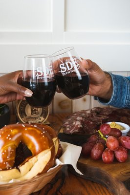 Settle Down Easy - Oakton Tasting Room by null