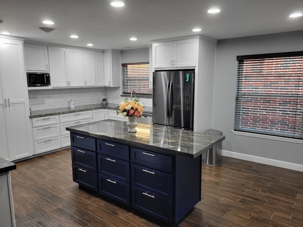 Slide of Phenix Remo & Roofing RGV