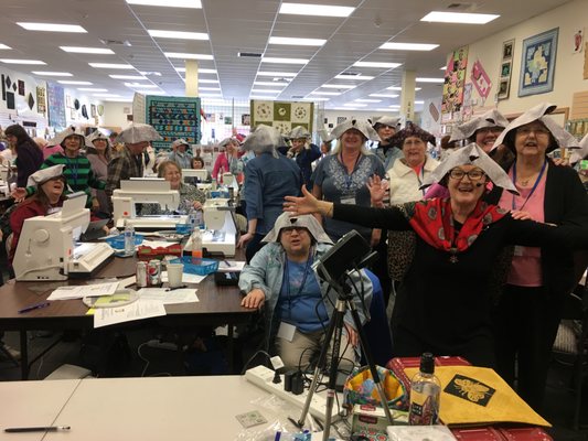 QUALITY SEWING & VACUUM - 12 Photos & 13 Reviews - Appliances & Repair