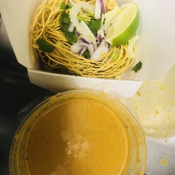 Racha Café - Thai Near Me - Berkeley, California