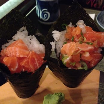 Fukui Sushi - $5/each - Salmon maki hand rolls - Sushi Bars Near Me - Toronto, Ontario