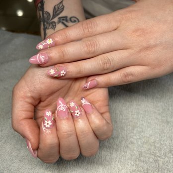 Venue Nails & Spa - Nail Salons Near Me - Dallas, Texas