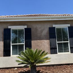 Sparkling windows inside and outside. Sparkling windows inside and outside.