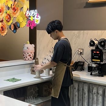 Chakaa Tea House - Best bobarista in the 805!! - Bubble Tea Near Me - Oxnard, California