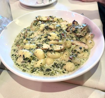 Lucky's Steakhouse by null