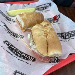Italian sub. Italian sub.