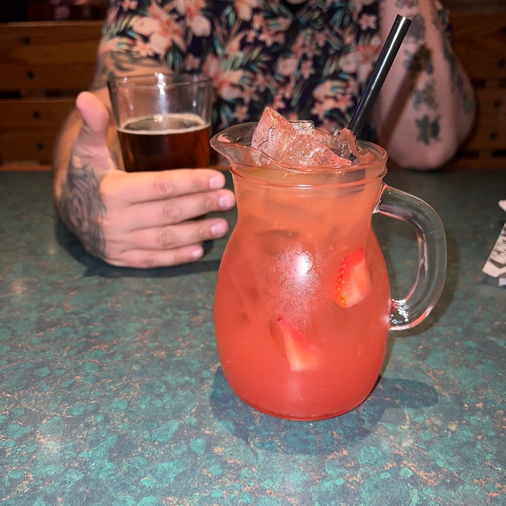 Smokey Bones Cheektowaga - Strawberry Sangria - Barbeque Near Me - Cheektowaga, New York Smokey Bones Cheektowaga - Strawberry Sangria - Barbeque Near Me - Cheektowaga, New York